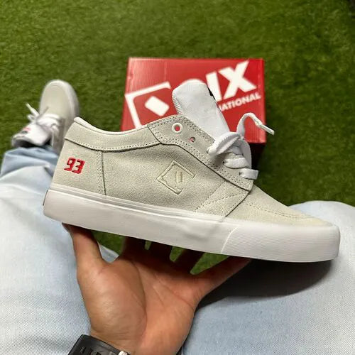 Tênis qix ninety three branco/branco 0042