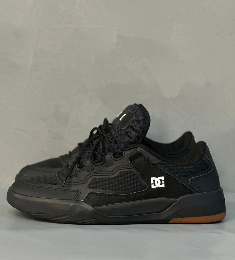 Tênis dc shoes metric imp black/black/gum